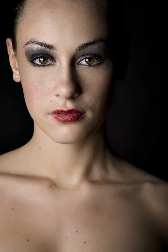 Female model photo shoot of Sheldon-Hannah by Carl Snider