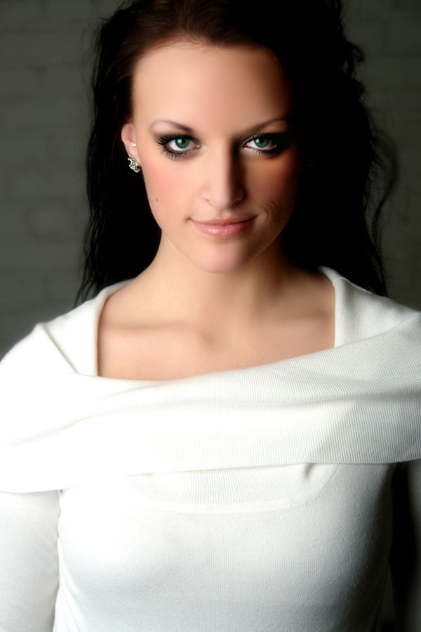 Female model photo shoot of xAmanda Mariex
