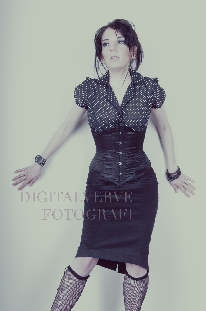 Female model photo shoot of Rachel Mercedes Wallis by digitalVerve