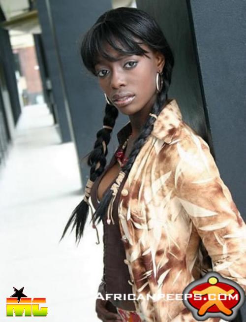 Female model photo shoot of Curvy Amsterdam melanin
