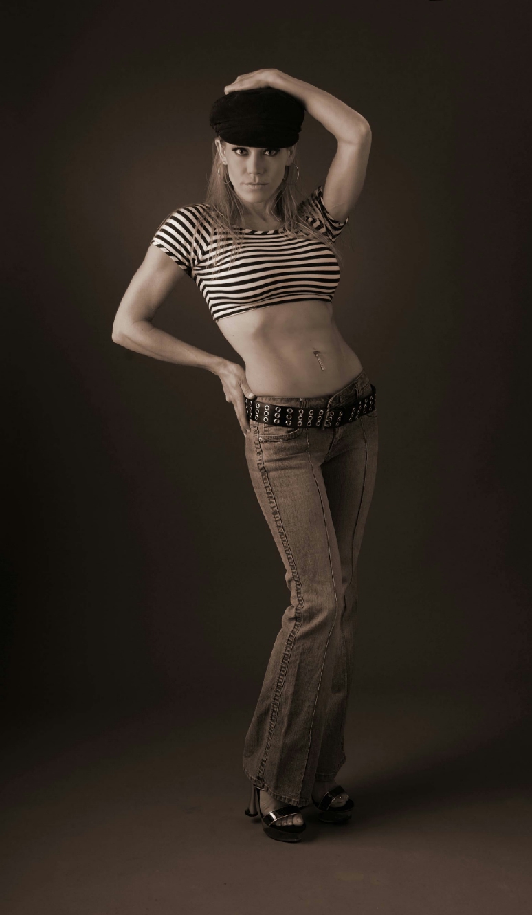 Female model photo shoot of Jeanie Vee by hughesphoto in Abilene TX