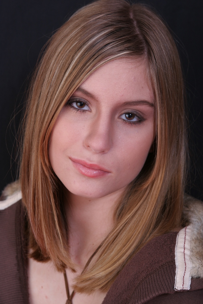 Female model photo shoot of Nikki_Davis
