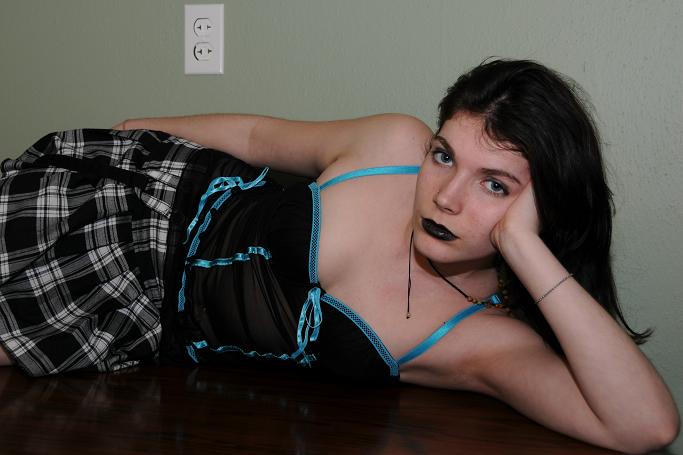 Female model photo shoot of Mariah Belcher in Green Room