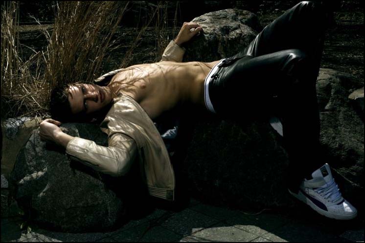 Male model photo shoot of Steven Gomillion 
