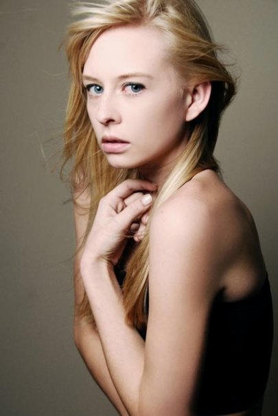 Female model photo shoot of Sierra Briggs