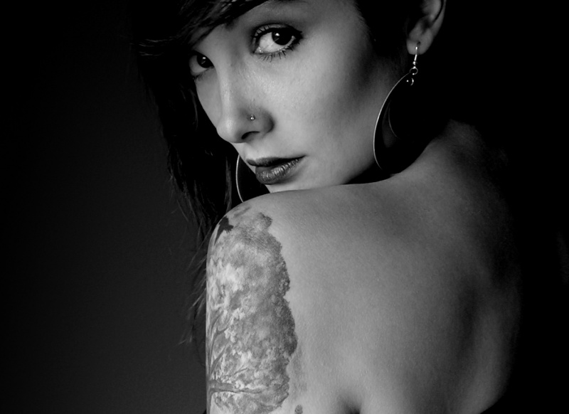 Female model photo shoot of Elisse LaRoche