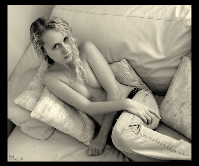 Female model photo shoot of Amber Wolfgang