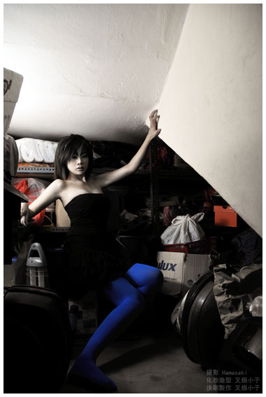 Female model photo shoot of Vnee Fong