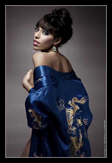 Female model photo shoot of EmanuelaAlves