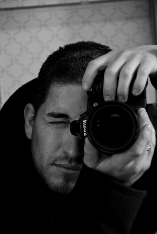 Male model photo shoot of Jonathan Tercero