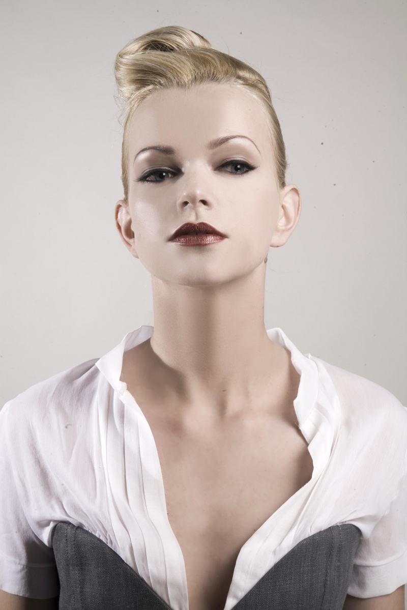 Female model photo shoot of Lan Beauty in New York