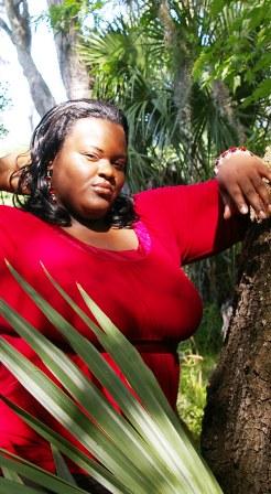 Female model photo shoot of Voluptuous E