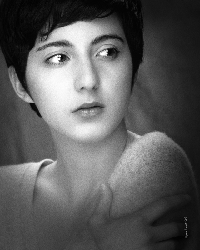 Female model photo shoot of La Vraie Ekaterina by Rejean Brunet in Studio