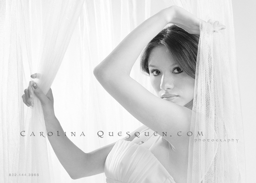 Female model photo shoot of C Quesquen