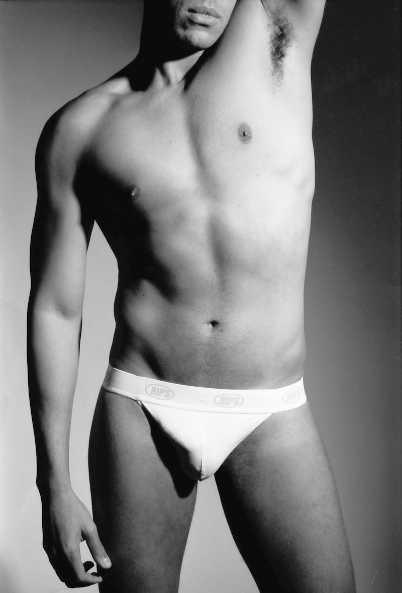 Male model photo shoot of Alessandro Ferraz