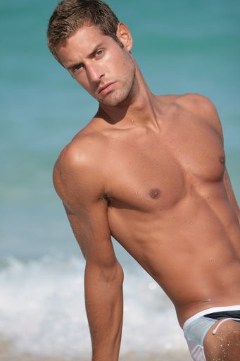 Male model photo shoot of Antoine Rozox in Miami
