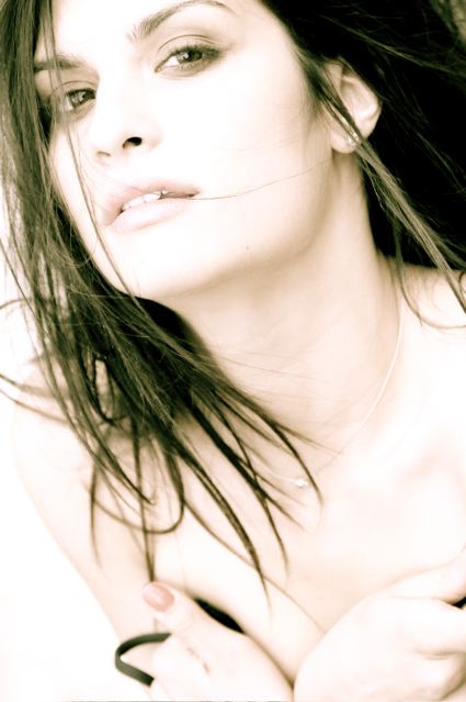 Female model photo shoot of Serra Caroline