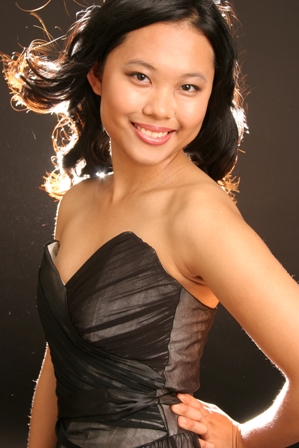 Female model photo shoot of cheyen