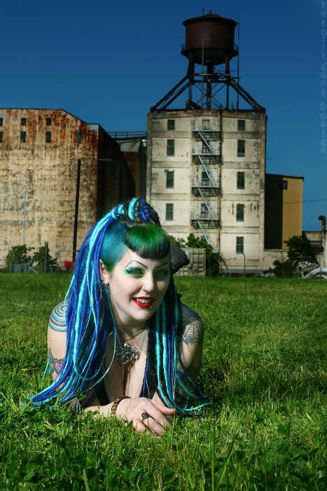 Female model photo shoot of Dreadful Designs and AmyLockHart by Lawrence Christopher