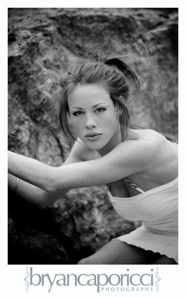 Female model photo shoot of Julia Manuel