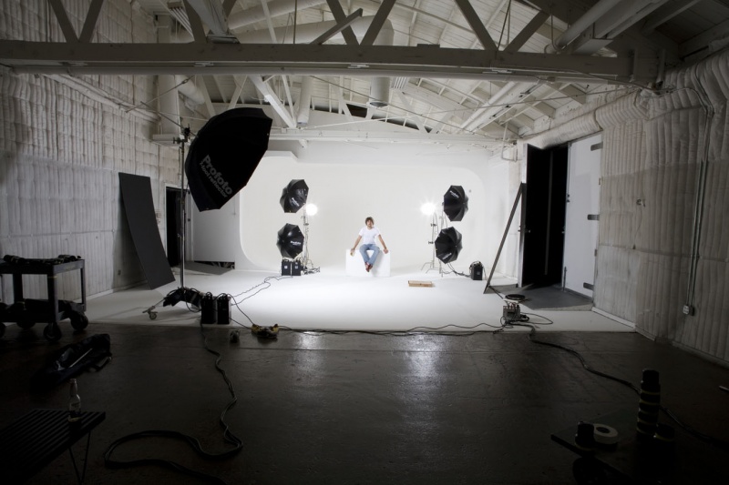 Male model photo shoot of Stewbiebeats in studio