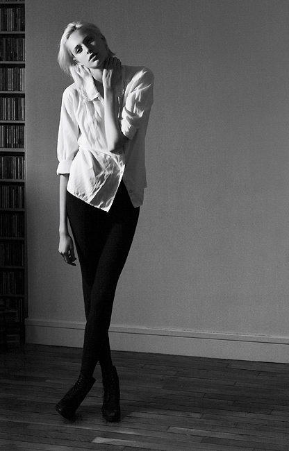 Female model photo shoot of Lennie Horackova in Paris