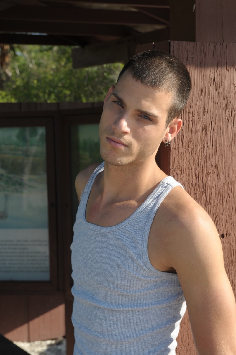 Male model photo shoot of Mijodave