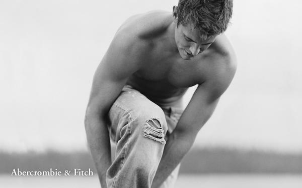Male model photo shoot of Richie Summers
