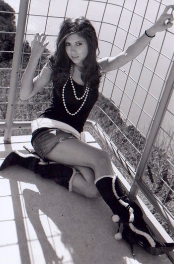 Female model photo shoot of AshleyPaige