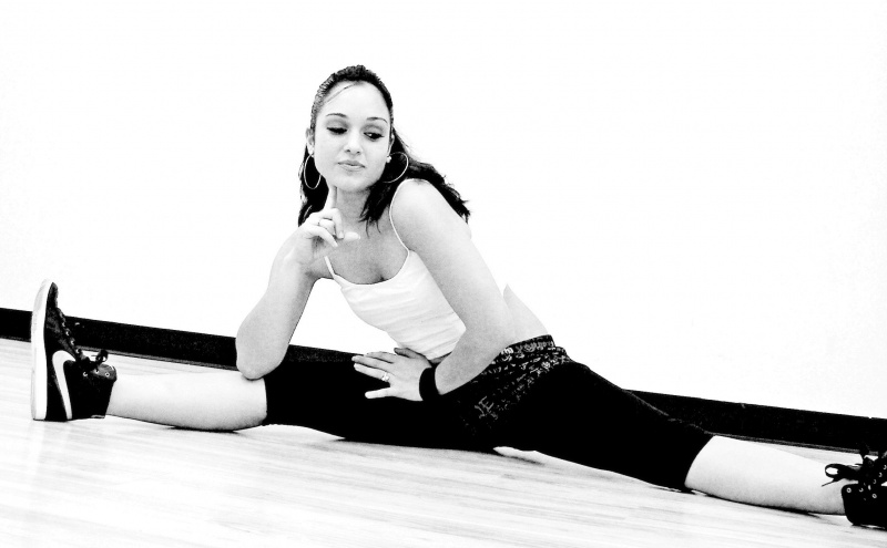 Female model photo shoot of Alina Castillo by Robert J Gray Photograp