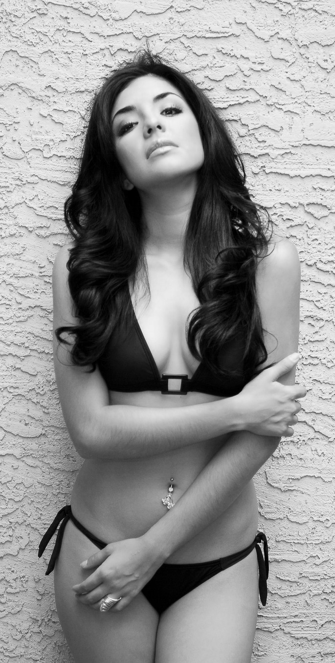 Female model photo shoot of Karla Marquez by V Luna Photography