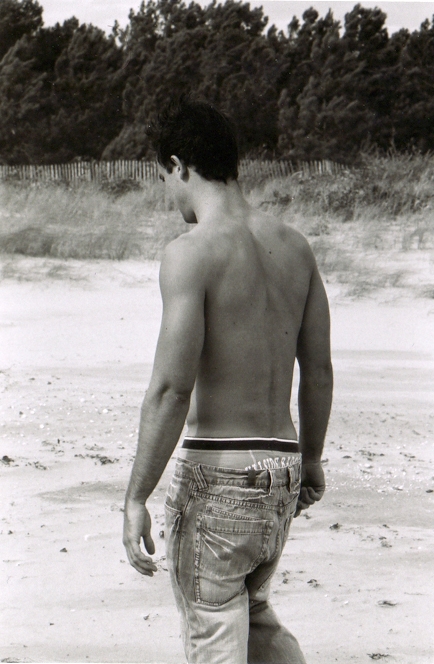 Male model photo shoot of Mathieu Renard