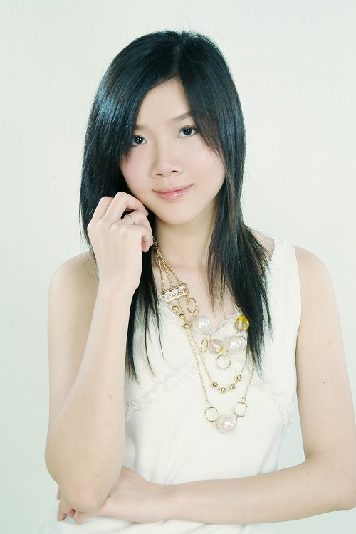 Female model photo shoot of Igna Siu in China Guangzhou Studio - Ian Zheng