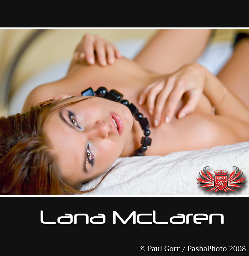 Female model photo shoot of Lana McLaren
