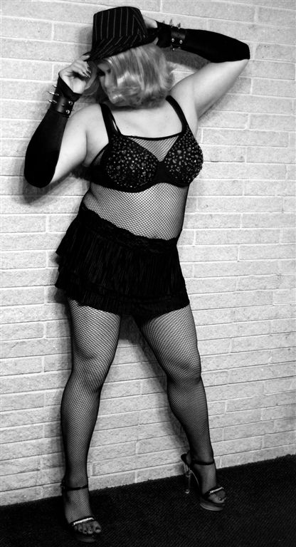 Female model photo shoot of Jessica Jewel Addams in my 1st photo shoot