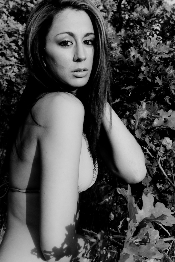 Female model photo shoot of Andrea Rochelle