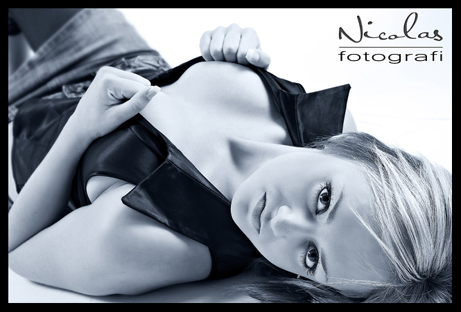 Male model photo shoot of Nicolas Fotografi