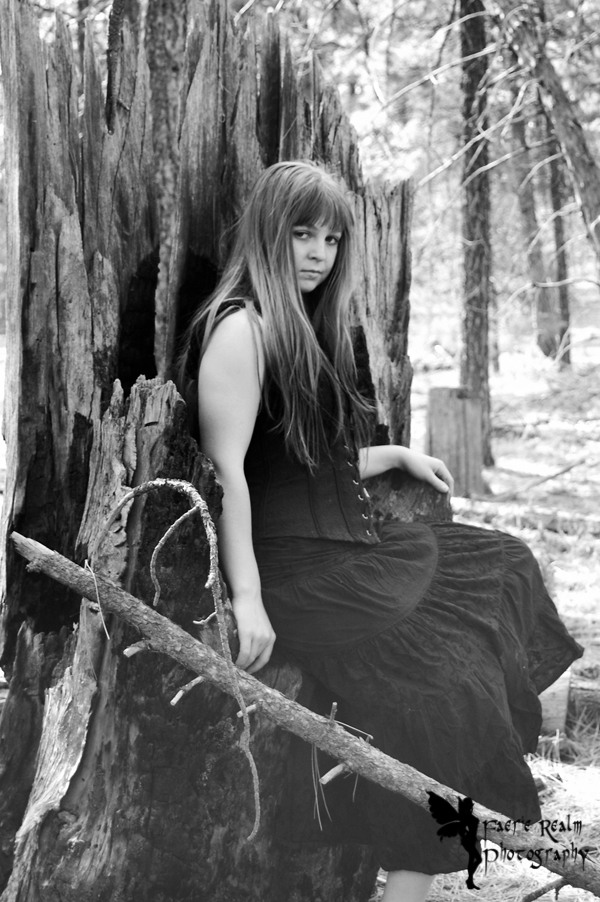 Female model photo shoot of Faerie Realm and Amakele in Bonanza, OR