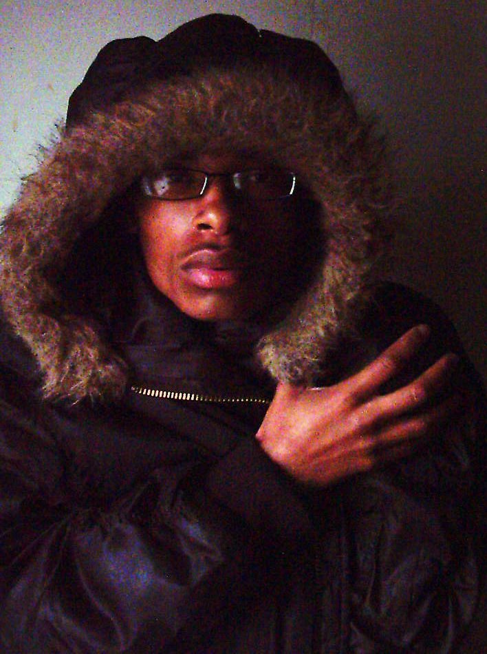 Male model photo shoot of Roy Alexander