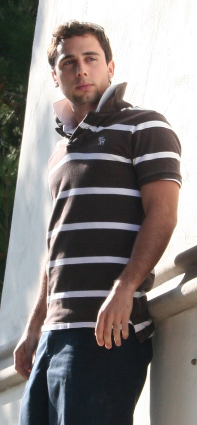 Male model photo shoot of Felix Rueda in Monarch Beach, CA