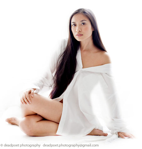 Female model photo shoot of Jilly Tan by deadpoetphotography