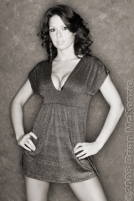 Female model photo shoot of Chel Bell