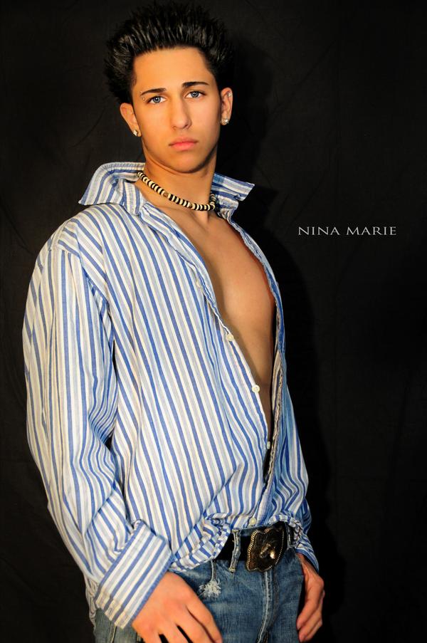 Male model photo shoot of Andre Gharibadeh