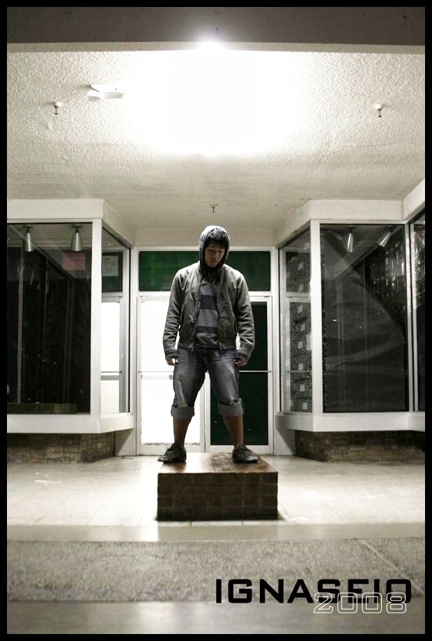 Male model photo shoot of iggi in 190 plaza