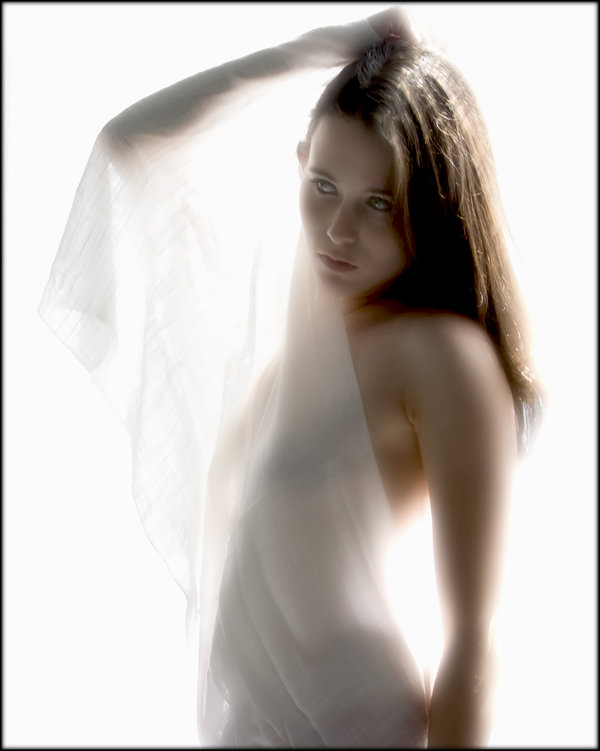 Female model photo shoot of Lauren Oleander by Daniel W Durkin