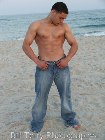 Male model photo shoot of Anthony Montanez