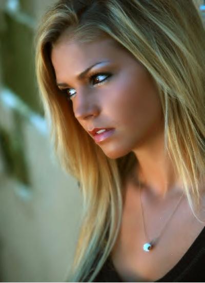 Female model photo shoot of LindsayFay