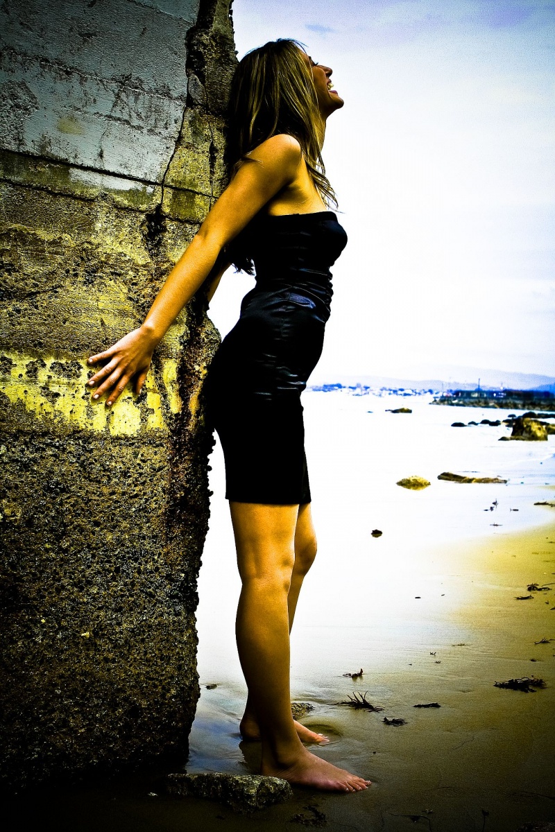 Female model photo shoot of Nicole McDaniel in Monteray Califorina
