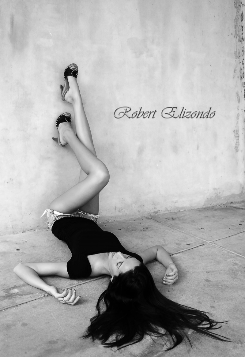 Female model photo shoot of Nicole Renee h by Robert Elizondo