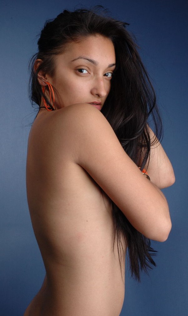 Female model photo shoot of Jennifer Muniz